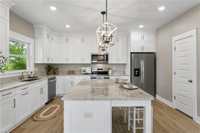 54 N Lawson RD, Poquoson, VA 23662