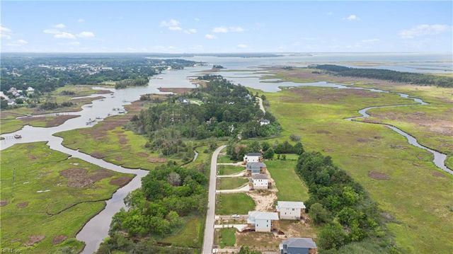 54 N Lawson RD, Poquoson, VA 23662