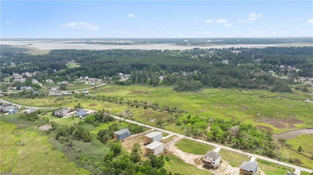 54 N Lawson RD, Poquoson, VA 23662