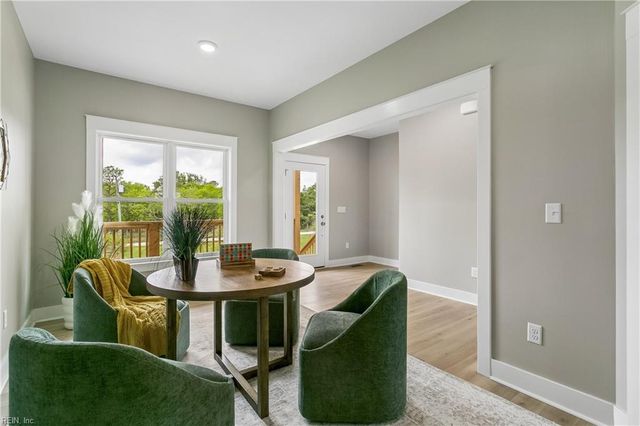 54 N Lawson RD, Poquoson, VA 23662