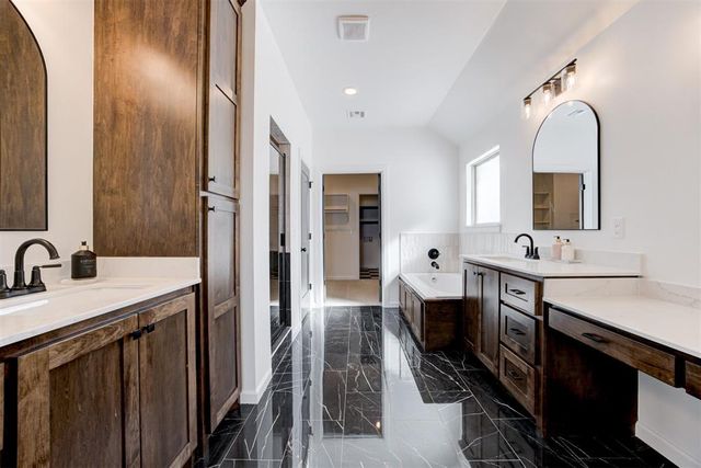 1311 Copper Ridge Circle, Piedmont, OK 73078