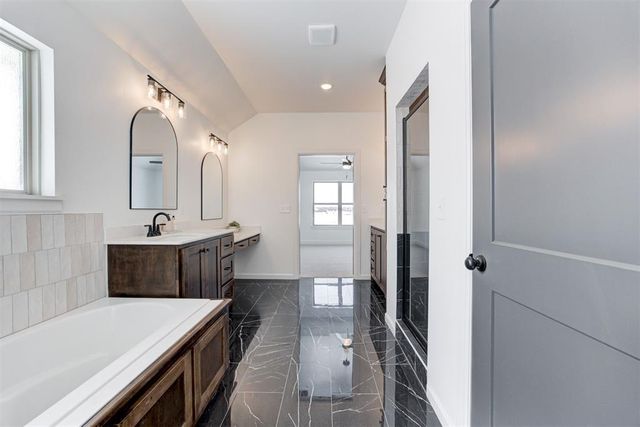 1311 Copper Ridge Circle, Piedmont, OK 73078