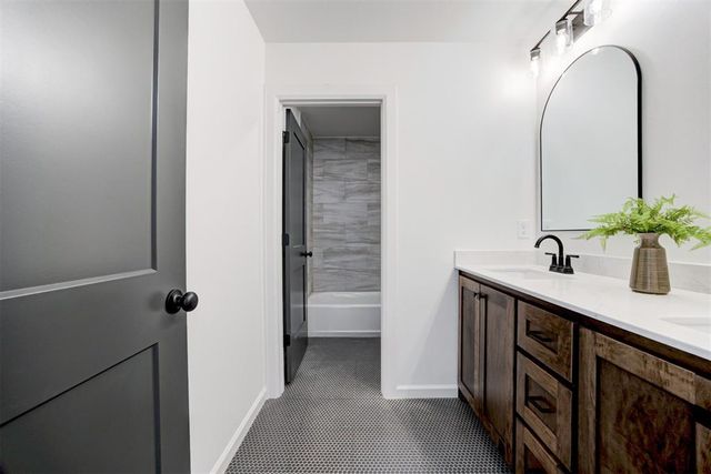 1311 Copper Ridge Circle, Piedmont, OK 73078