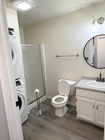 949 Quinlan DRIVE, Pewaukee, WI 53072