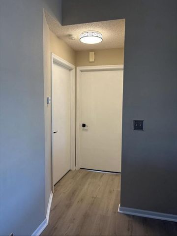 949 Quinlan DRIVE, Pewaukee, WI 53072