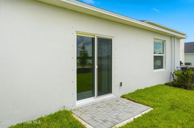 1652 Ellsworth Circle SW, Palm Bay, FL 32908