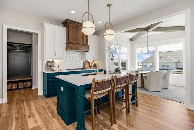 1713 SW Arbormill Terrace, Lee's Summit, MO 64082