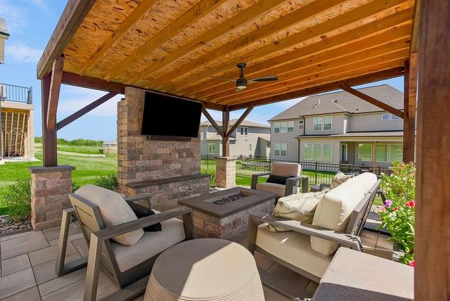 1713 SW Arbormill Terrace, Lee's Summit, MO 64082