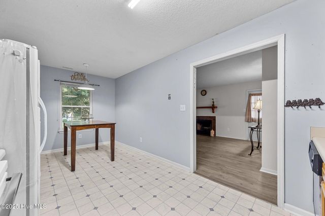 220 Pollard Drive, Jacksonville, NC 28540