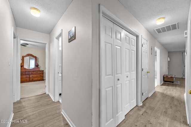220 Pollard Drive, Jacksonville, NC 28540