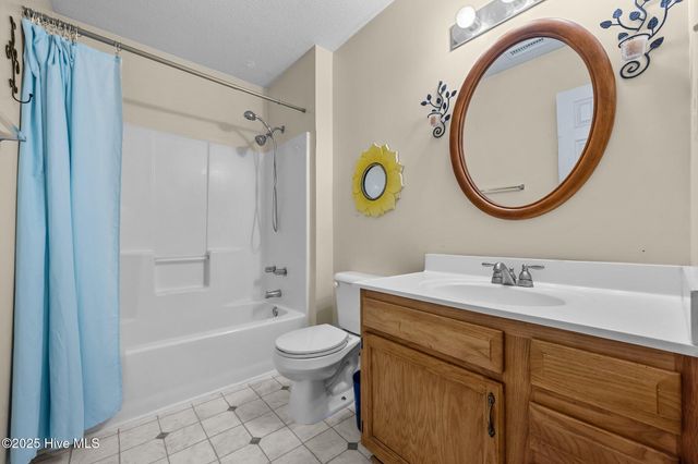 220 Pollard Drive, Jacksonville, NC 28540