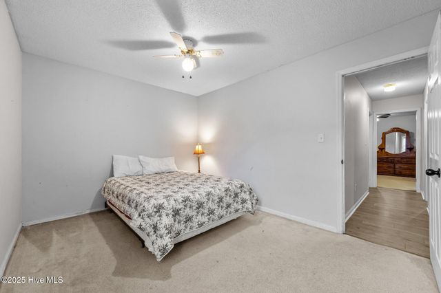 220 Pollard Drive, Jacksonville, NC 28540