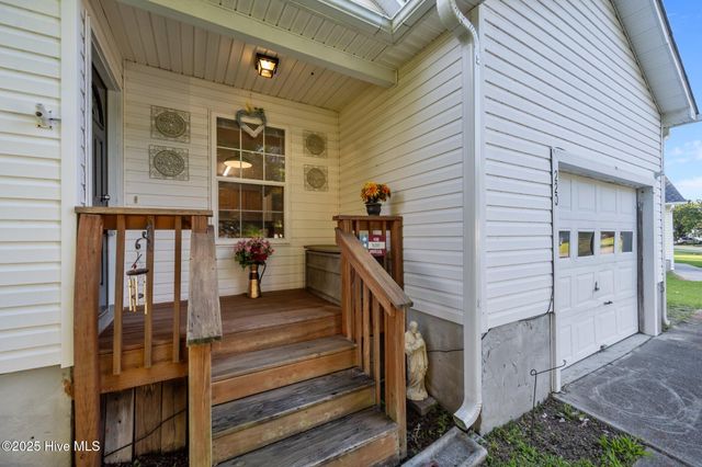 220 Pollard Drive, Jacksonville, NC 28540