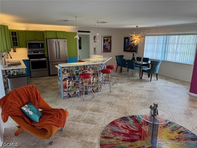 1437 SE 21st LN, Cape Coral, FL 33990