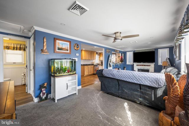 300 ELDREDGE AVE, Cape May, NJ 08204