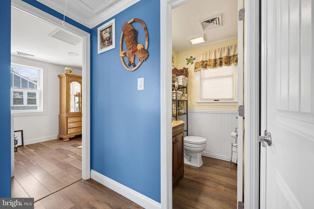 300 ELDREDGE AVE, Cape May, NJ 08204