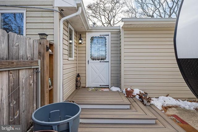 300 ELDREDGE AVE, Cape May, NJ 08204