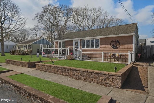 300 ELDREDGE AVE, Cape May, NJ 08204