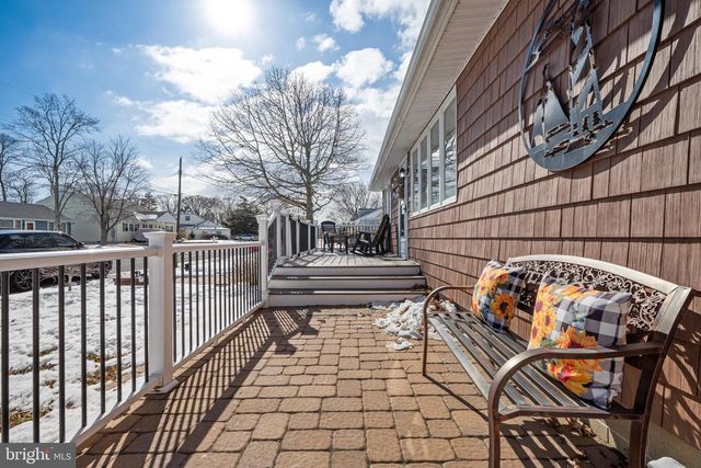 300 ELDREDGE AVE, Cape May, NJ 08204