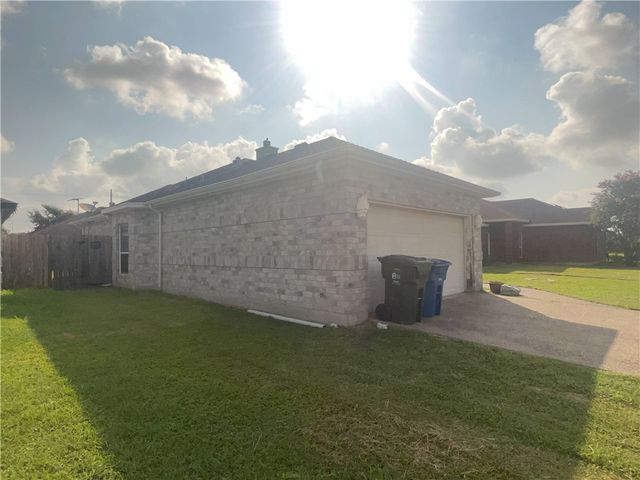 6910 Windy Cove, Corpus Christi, TX 78414