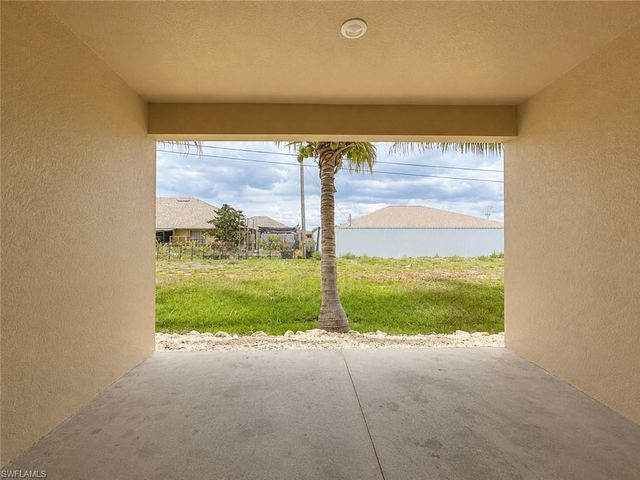 4035 SW 8th PL 101, Cape Coral, FL 33914