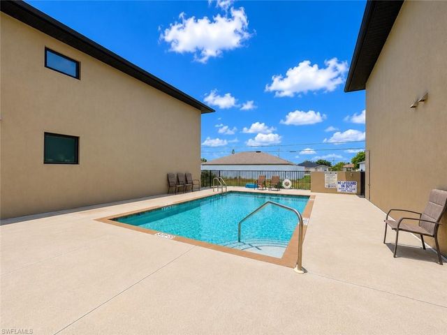 4035 SW 8th PL 101, Cape Coral, FL 33914