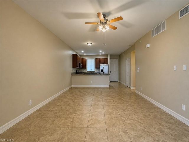4035 SW 8th PL 101, Cape Coral, FL 33914