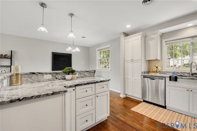8100 Langley Dr, Glen Allen, VA 23060