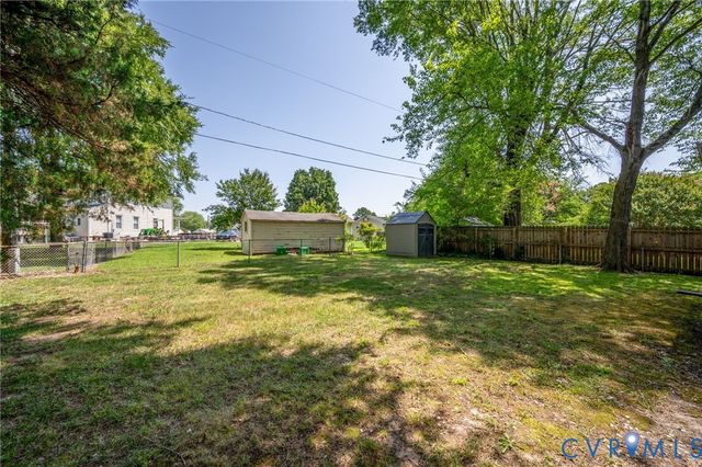 8100 Langley Dr, Glen Allen, VA 23060