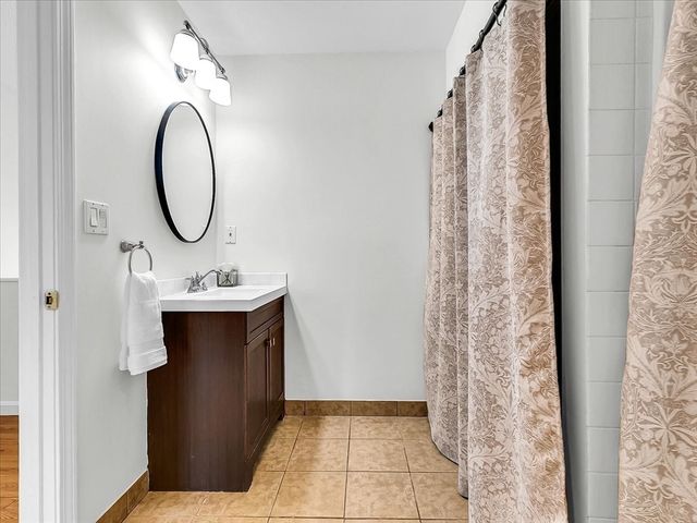115 Water St 14, Beverly, MA 01915
