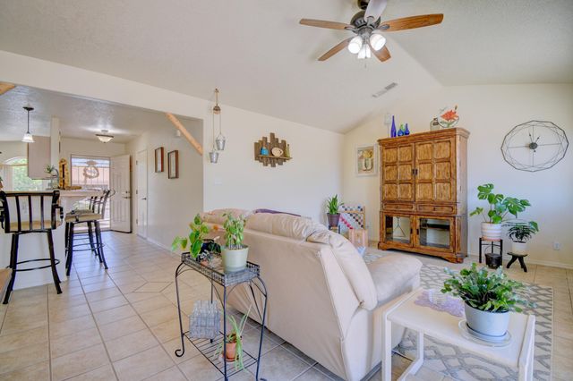 7097 Albany Hills Drive NE, Rio Rancho, NM 87144
