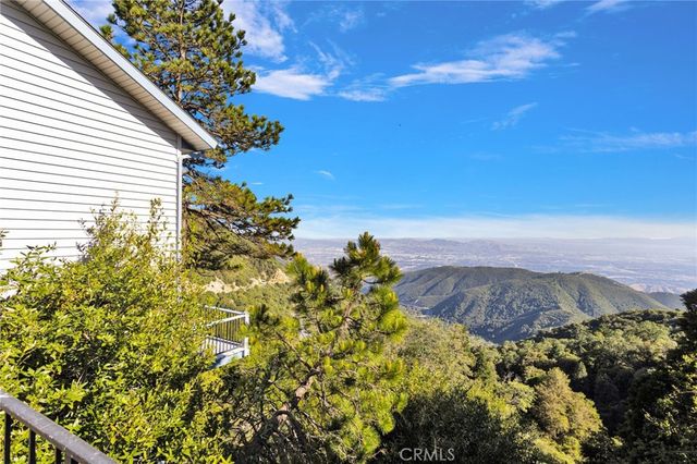 23243 Sunrise Way, Crestline, CA 92325