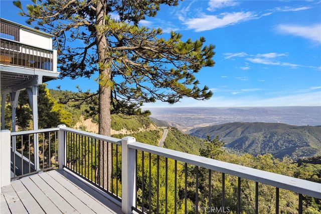 23243 Sunrise Way, Crestline, CA 92325