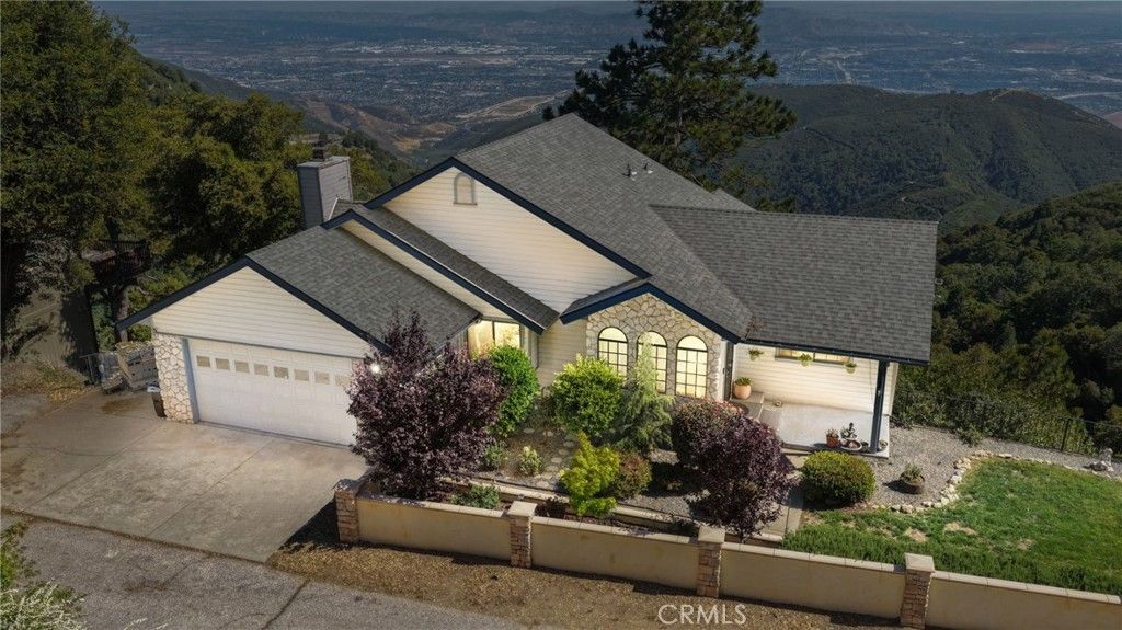 23243 Sunrise Way, Crestline, CA 92325