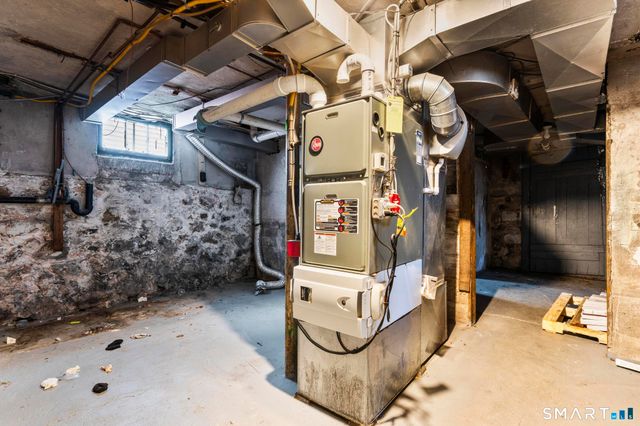 68 Whiting Street, Hamden, CT 06514