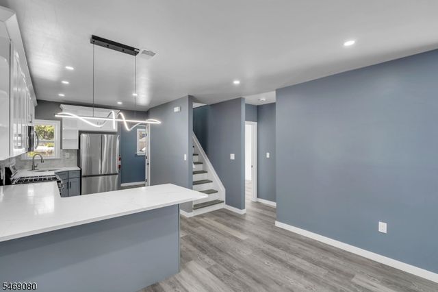 508 W 3Rd Ave, Roselle Boro, NJ 07203