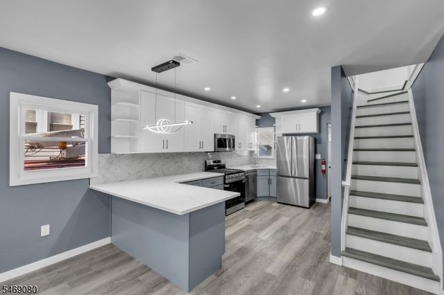 508 W 3Rd Ave, Roselle Boro, NJ 07203