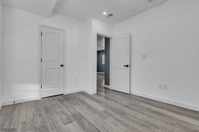 508 W 3Rd Ave, Roselle Boro, NJ 07203