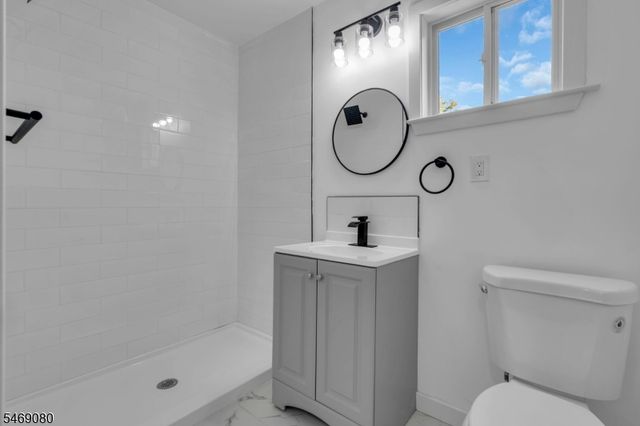508 W 3Rd Ave, Roselle Boro, NJ 07203