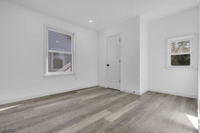 508 W 3Rd Ave, Roselle Boro, NJ 07203