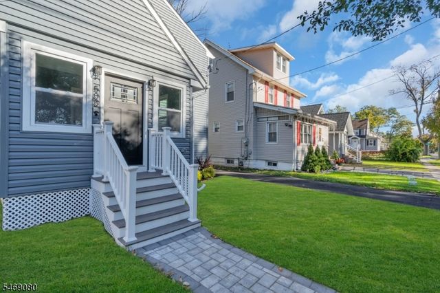 508 W 3Rd Ave, Roselle Boro, NJ 07203