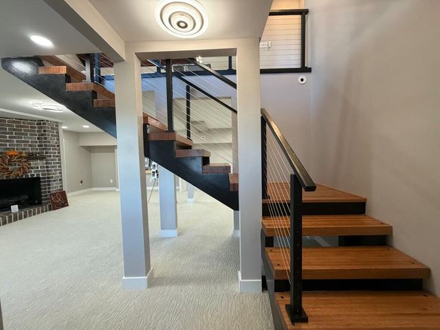 27 Sunset Trail, Portage, IN 46368