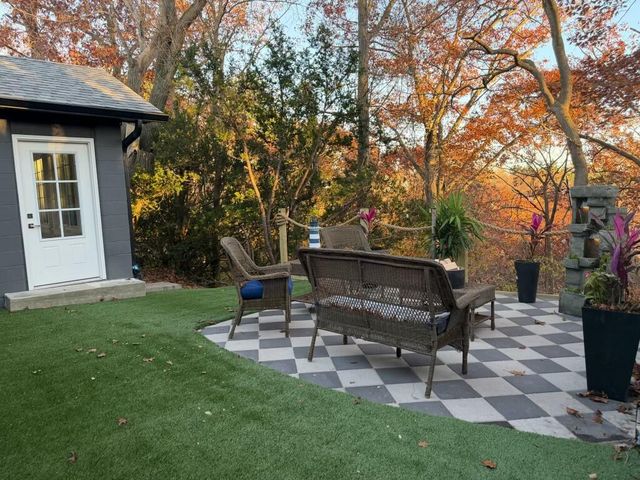 27 Sunset Trail, Portage, IN 46368