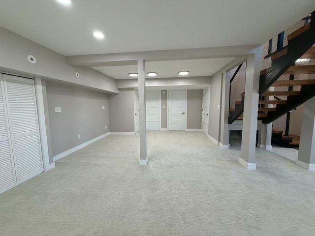 27 Sunset Trail, Portage, IN 46368