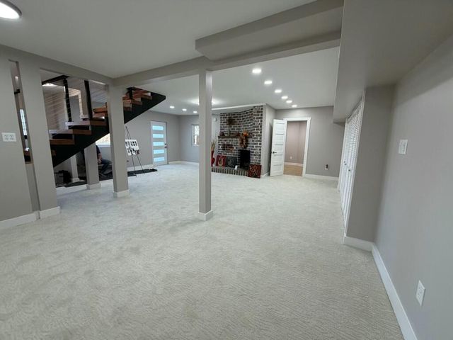 27 Sunset Trail, Portage, IN 46368