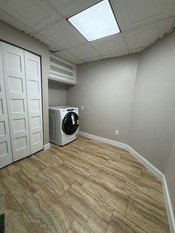 27 Sunset Trail, Portage, IN 46368