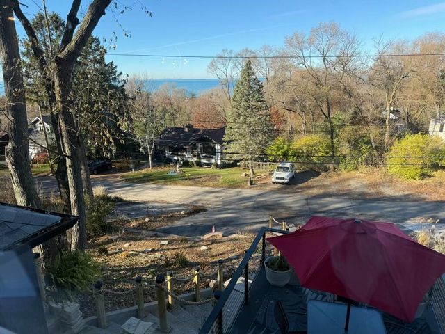 27 Sunset Trail, Portage, IN 46368