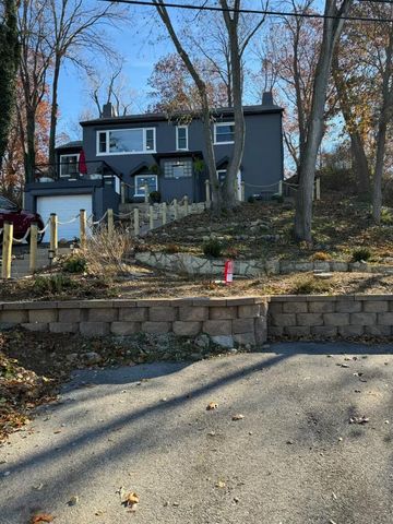 27 Sunset Trail, Portage, IN 46368