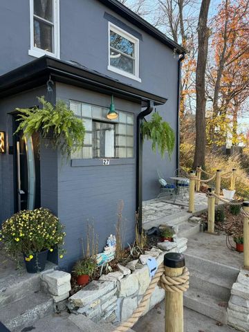 27 Sunset Trail, Portage, IN 46368