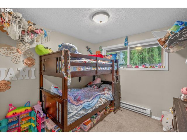 -1 Nw CONNELL Ave, Hillsboro, OR 97124